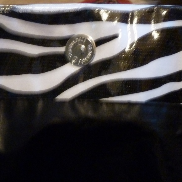 Tote Bag with Removable Clutch New Shopping to Office Versatile - Picture 6 of 8